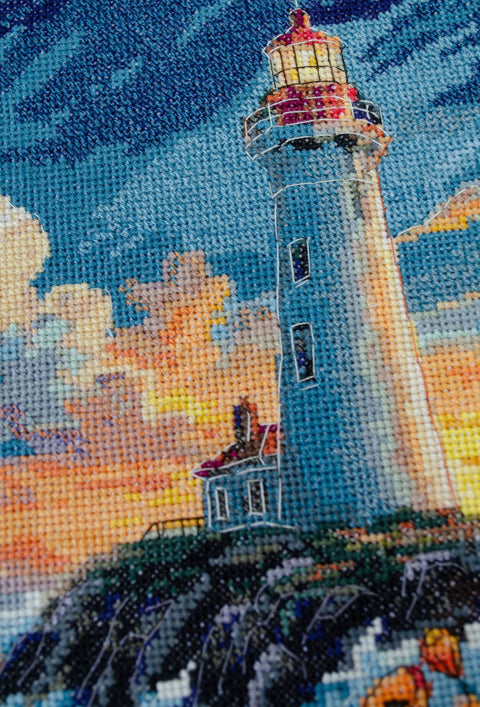 Cross Stitch Kit Quiet Colors, Nature Design, 23 x 26 cm, 14 Count White Canvas, 45 Colors, Abris Art
