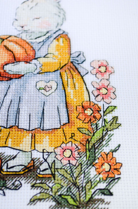 Cross Stitch Kit, Mother Rabbit Family Scene, Abris Art, 14 Count White Canvas, 24 Colors, 15x21 cm, Animal Design