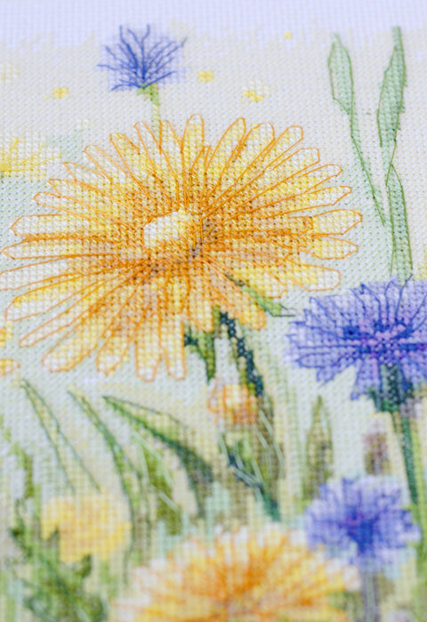 Floral Cross Stitch Kit “Whispering Grass” 26x26 cm, Abris Art, 14 Count White Canvas, 33 Thread Colors