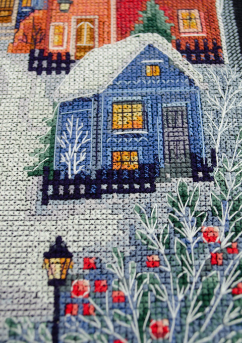 Christmas Cross Stitch Kit, 14 Count Black Aida Canvas, 28 Colors, 19x26 cm, Abris Art, Winter Holiday Design