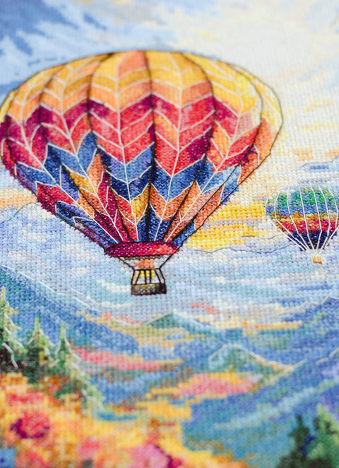 Cross Stitch Embroidery Kit, Nature Design “Flight to the Sun,” 14 ct White Canvas, 56 Colors, 25 x 29 cm, Abris Art AAH-304