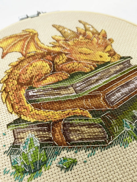 Guardian of Wisdom Cross Stitch Embroidery Kit, 14 Count Coffee Canvas, 13x15 cm, 26 Colors, Abris Art AAH-307