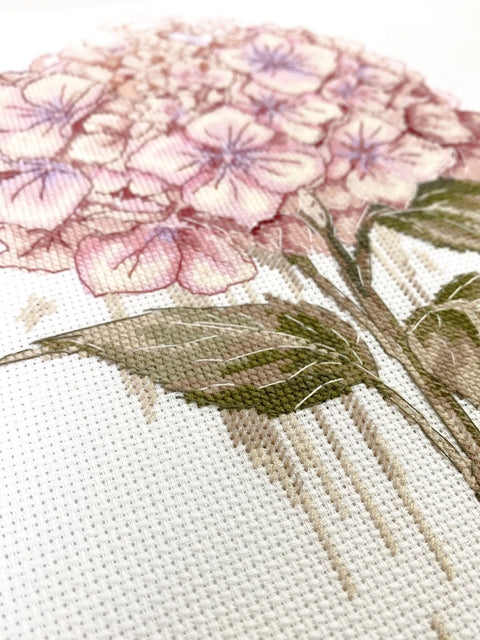 Cross Stitch Embroidery Kit, Delicate Flower, 14 Count White Canvas, 19 x 27 cm, 22 Thread Shades, Abris Art AAH-309