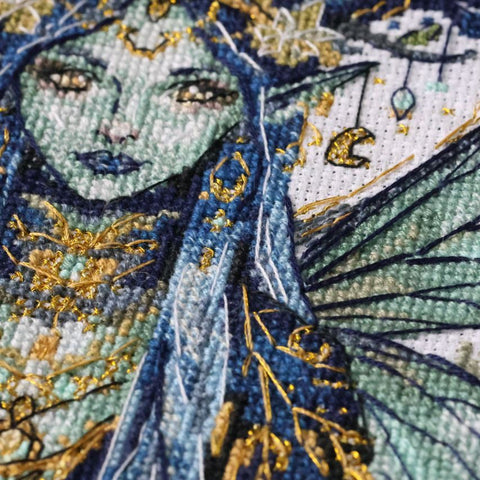 Cross Stitch Embroidery Kit Elf of the Starry Forest, Abris Art, 18 x 17 cm, Zweigart Aida 18 ct, 23 Colors, Gold Metallic Thread