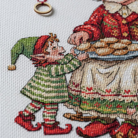 Christmas Cross Stitch Embroidery Kit, Elf Treats Design, 40x60 cm Cotton Canvas, 37-Color Cotton Floss, Abris Art
