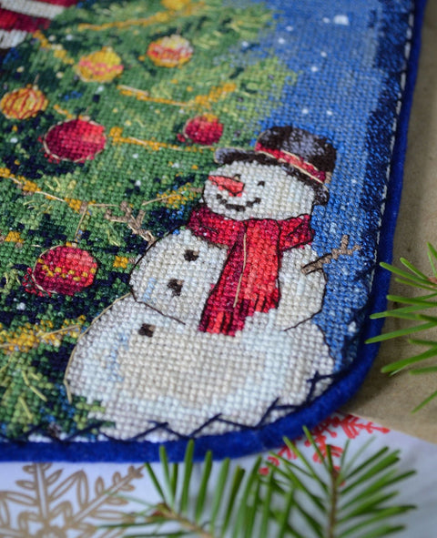 Cross Stitch Christmas Stocking Kit, Abris Art Spark the Celebration, 18 ct Canvas, 18 x 27 cm, 29 Thread Colors