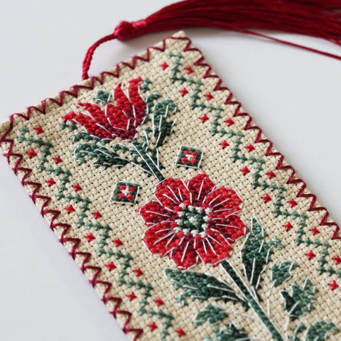 Floral Cross Stitch Bookmark Kit, Aida 14 Count Coffee Fabric, 7-Color Cotton Thread, Abris Art, 6.5 x 18 cm