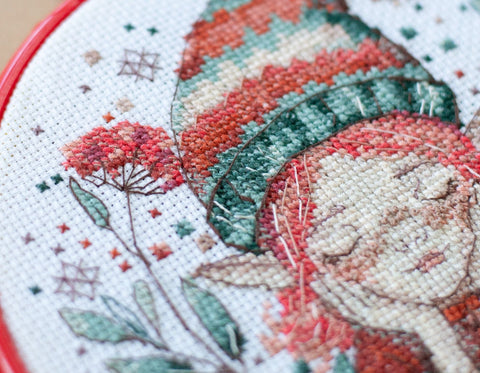 Cross Stitch Kit with Hoop, Dreamy People Motif, Abris Art, 15 x 15 cm, 14 Count Canvas, 16 Colors, Beginner Pattern