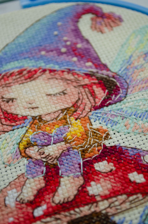 Cross Stitch Kit with Hoop, Little Witch Design, 15x15 cm, Abris Art, Ecru 14 Count Canvas, 20 Colors, Beginner-Friendly