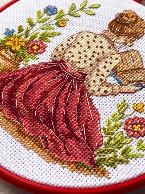 Cross Stitch Kit “Unfinished Story” 15 x 15 cm, Abris Art AAHM-092