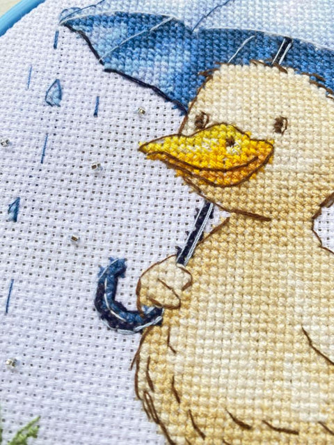 Duckling Cross Stitch Kit with Beads, 15 x 15 cm Aida 14 Count, Abris Art Embroidery Set