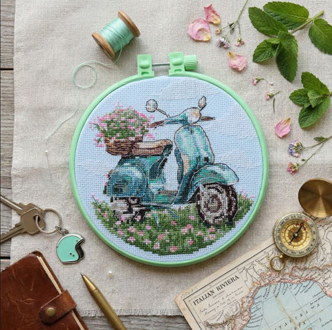 Cross Stitch Kit Moped Ride, 15x15 cm, Aida Fabric, 19 Cotton Threads, Embroidery Hoop, Needle and Pattern by Abris Art