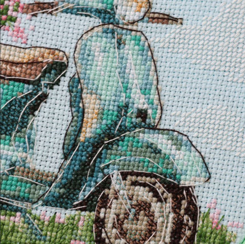 Cross Stitch Kit Moped Ride, 15x15 cm, Aida Fabric, 19 Cotton Threads, Embroidery Hoop, Needle and Pattern by Abris Art