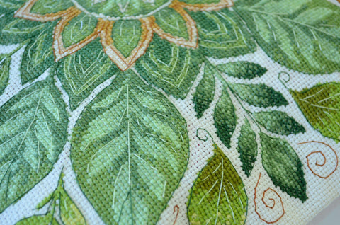 Cross Stitch Kit Leaf Dance Design, 30x30 cm, 14 Count Ecru Canvas, 16-Color Thread Set, Abris Art