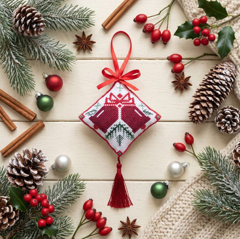 3D Christmas Bell Cross Stitch Kit, Abris Art Embroidery Ornament, 7.7 × 7.7 cm, Zweigart Aida 14 ct Canvas, Hanging Decoration