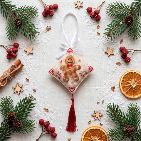3D Christmas Cross Stitch Ornament Kit, Christmas Treat, Abris Art, Zweigart Aida 14 Count, 7.7 x 7.7 cm