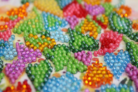 Mini Bead Embroidery Kit, Holiday Heart Design, 15x15 cm Canvas, 1380 Beads, 13 Colors, Abris Art DIY Craft Set