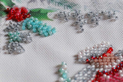 Mini Bead Embroidery Kit Winter Magic, Abris Art, 15 x 15 cm Canvas, 1556 Beads in 13 Colors, Winter Fairy Tale Theme