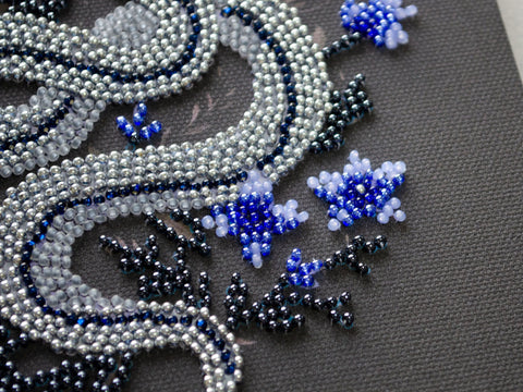 Mini Bead Embroidery Kit, Silver Serpentine Design, Abris Art, 15x15 cm, 8 Shades, DIY Home Decor Needlepoint Set