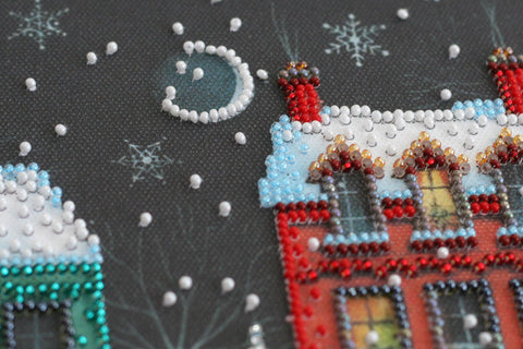 Bead Embroidery Kit, Winter Fairy Tale Christmas Village Design, Abris Art, 20x20 cm, 17 Colors, 3711 Beads