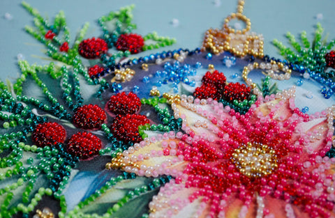 Christmas Bead Embroidery Kit, 20x20 cm – Abris Art Christmas Shine, 17 Colors, 2789 Beads