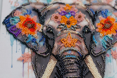 Bead Embroidery Kit with Eastern Animal Design, Abris Art, 20x20 cm, 17 Colors, 2789 Beads, DIY Craft Set