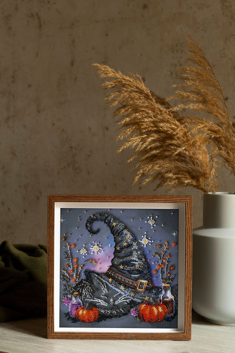 Bead Embroidery Kit Witch's Dream, Abris Art, Halloween Design, 20x20 cm, 18 Colors, 2927 Beads