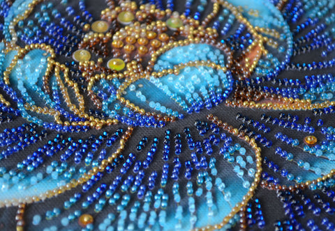 Bead Embroidery Kit with Floral Design, Royal Bloom 20x20 cm, 13 Colors, 3044 Beads, Abris Art