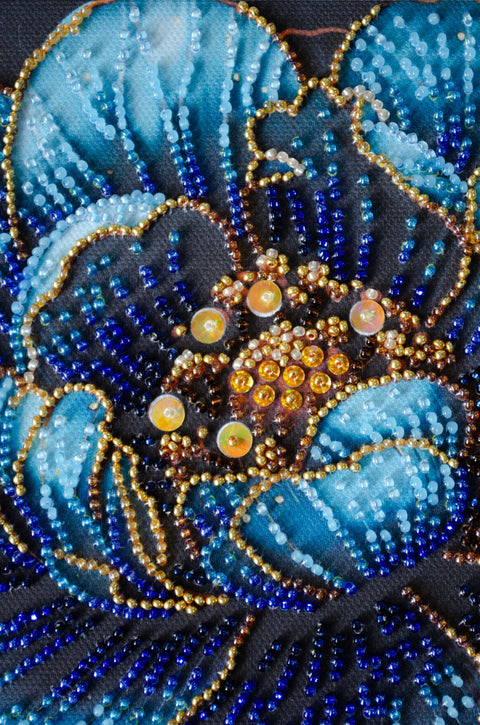 Bead Embroidery Kit with Floral Design, Royal Bloom 20x20 cm, 13 Colors, 3044 Beads, Abris Art