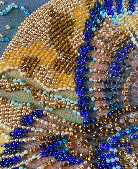 Bead Embroidery Kit Desert Wings Animal Design, 20x20 cm, Abris Art, 14 Colors, 4085 Beads, Canvas Craft Set