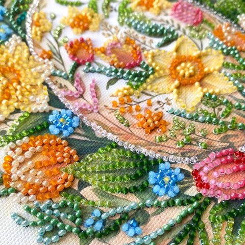 Easter Bead Embroidery Kit, Easter Symbol Design, Abris Art, 20 x 20 cm Printed Canvas, 19 Colors, 2753 Beads