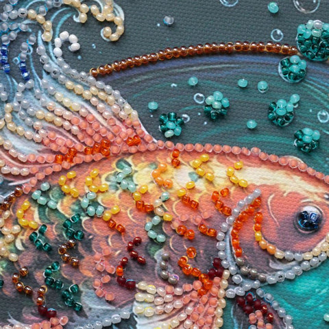 Bead Embroidery Kit Dancing Among the Waves, 20x20 cm Canvas, 3643 Beads, 19 Colors, Abris Art Animal Design