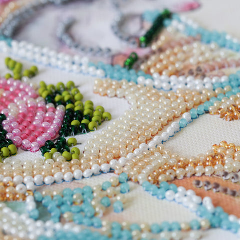 Animal Bead Embroidery Kit 20 x 20 cm, Printed Canvas, 20 Colors, Abris Art “Spring Touch”