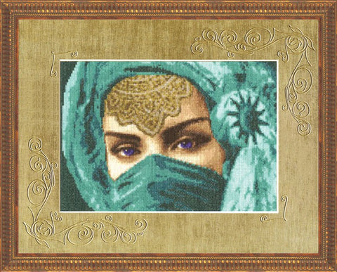 F016  Cross Stitch Kit from Golden Fleece