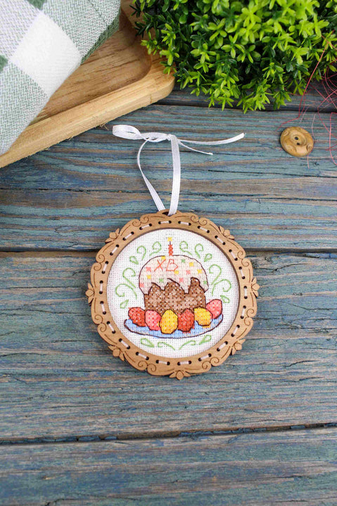 Mini Cross Stitch Kit on Wood, Easter Cake Design, MP Studia, 8x8 cm Natural Wood Craft Project