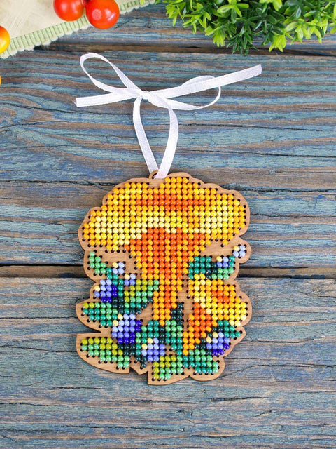 Christmas Cross Stitch Ornament Kit with Chanterelle Mushroom Design, Wooden Base 8 x 6 cm, Preciosa Beads, MP Studia