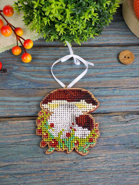 Cross Stitch Christmas Ornament Kit, Boletus Mushroom on Wooden Base, MP Studia, 8 x 7 cm
