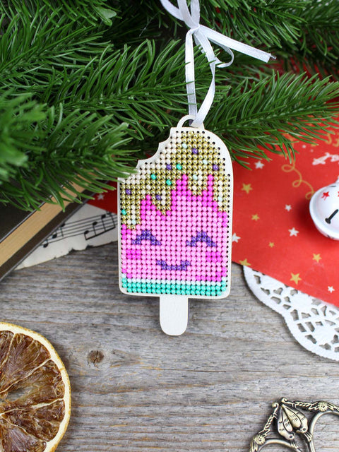 Cross Stitch Kit on Wooden Base, Ice Cream Design, 9x5 cm, Preciosa Beads, MP Studia Embroidery Kit