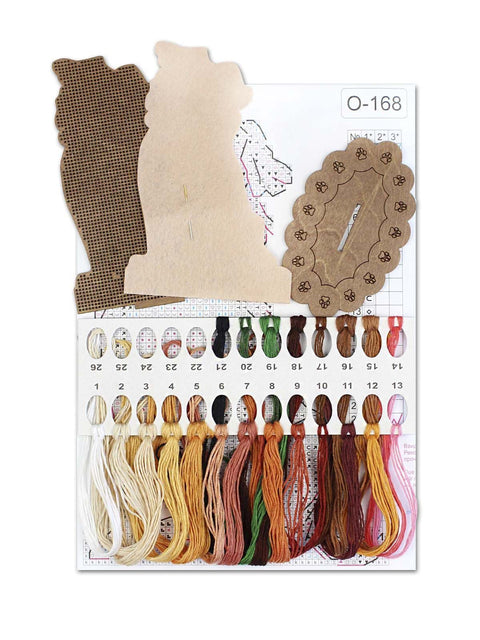 Retriever Cross Stitch Kit on Perforated Wood, 16×12 cm, 21-Color Threads, Stand, Needle and Patterns by MP Studia