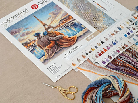 Paris Sunset Cross Stitch Kit, City Scene with People, Zweigart Aida 16 ct Canvas, 28.57 cm Square, AVA Stitch