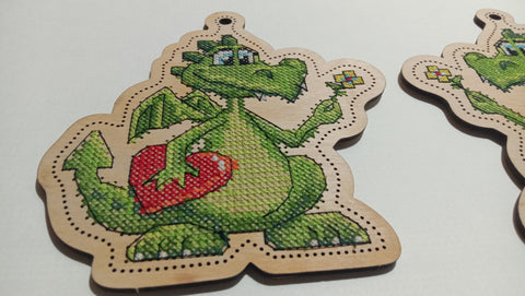 Fairy Cross Stitch Embroidery Kit with Green Dress, Fabric, Threads, Needle, Pattern and Instructions, Beginner-Friendly Craft Project