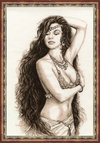 GT032 Shakira Cross Stitch Kit from Golden Fleece