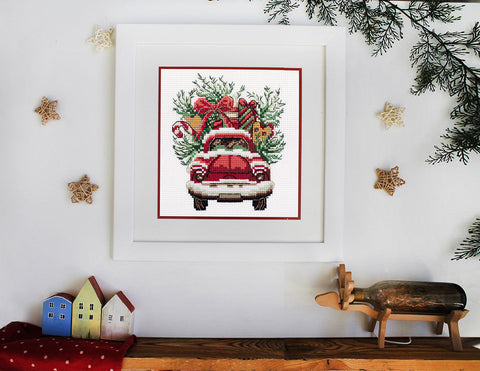 Christmas Cross Stitch Kit with Gift Motif, PANNA or KLART, Beginner-Friendly Embroidery Set with Threads, Needle and Pattern