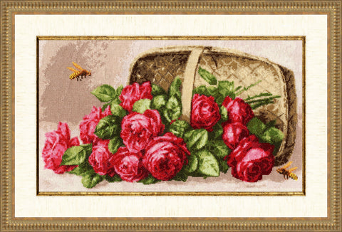 LTS041  Cross Stitch Kit from Golden Fleece