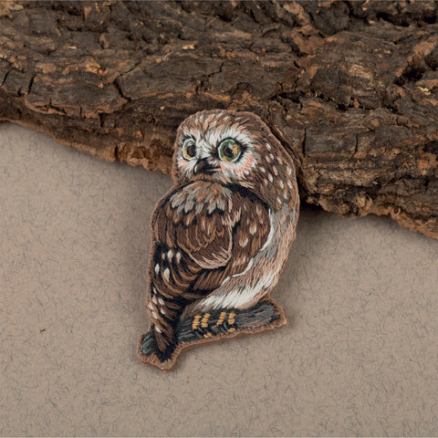 Owl Brooch Cross Stitch Kit for Beginners, PANNA KLART, 5–6 cm, Perforated Plastic, Brown, Beige, White and Black Threads