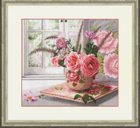 LTS048 Summer Memories Cross Stitch Kit from Golden Fleece