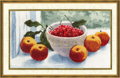 SM018  Cross Stitch Kit from Golden Fleece