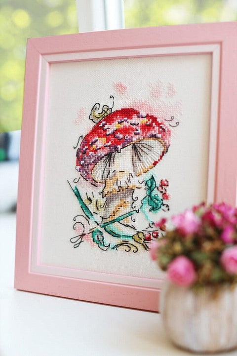 Cross Stitch Embroidery Kit with Fly Agaric Mushroom Design, Murano 32 Count, 27 Colors, 14.5 x 10.6 cm, Zolotoe Runo