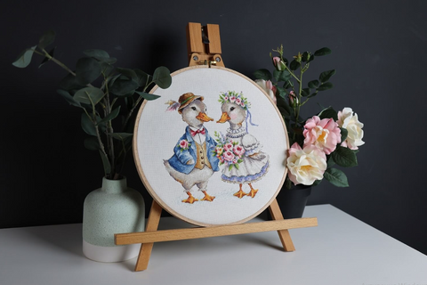 Counted Cross Stitch Kit, Romantic Couple Design, Madeira Threads, Zweigart Canvas, 41 Colors, Zolotoe Runo S/VK086