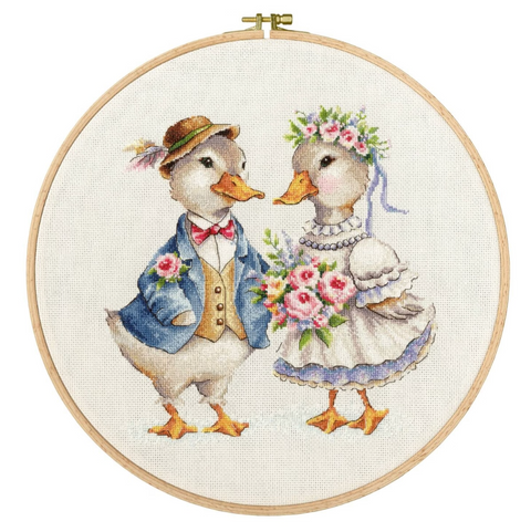 Counted Cross Stitch Kit, Romantic Couple Design, Madeira Threads, Zweigart Canvas, 41 Colors, Zolotoe Runo S/VK086